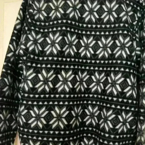 Zoey & Beth black/white fleece jacket - Picture 5 of 5